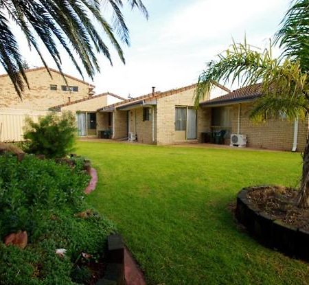Esperance Beachfront Resort Exterior foto